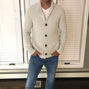 Armani Exchange men’s beige sweater cardigan large